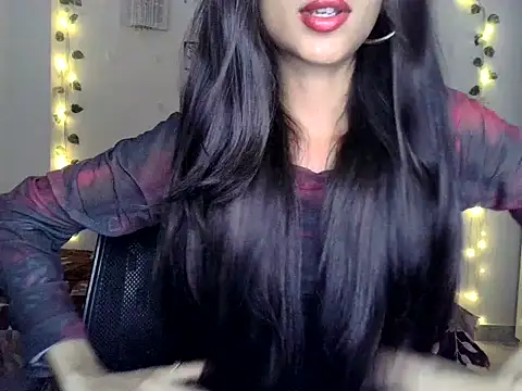 SIKSHA SINGH online show from June 11, 2026, 12:32 am