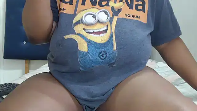 CurvyAssXX21 online show from May 15, 2026, 2:35 pm