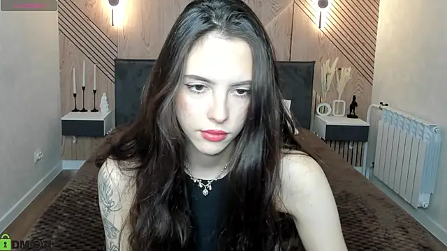 Snapshot of elise_robbie chatting on March 7, 2026, 1:02 am elise robbie online show from March 7, 2026, 1:02 am