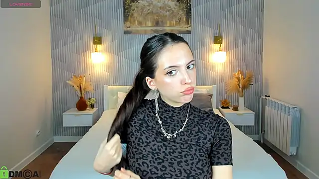 Snapshot of elise_robbie chatting on March 10, 2026, 9:25 am elise robbie online show from March 10, 2026, 9:25 am