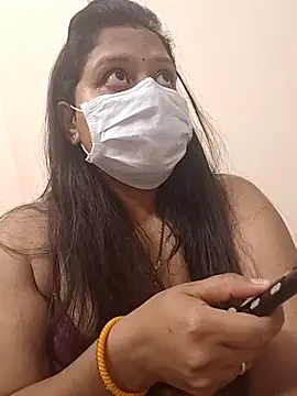 Snapshot of TopXcouple chatting on March 17, 2026, 6:39 am TopXcouple online show from March 17, 2026, 6:39 am