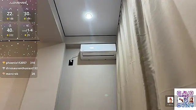 Sweet BerryBabe online show from April 28, 2026, 2:27 am