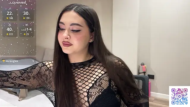 Sweet BerryBabe online show from June 18, 2026, 10:25 pm