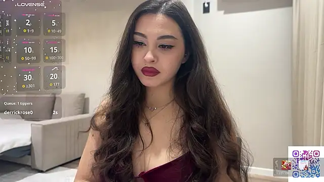 Sweet BerryBabe online show from July 10, 2026, 11:07 pm