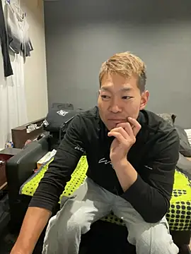 ryuaaaaa online show from May 6, 2026, 4:12 pm