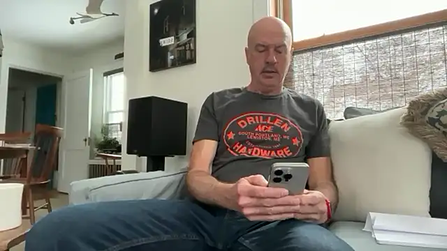 Snapshot of Guy__Grey chatting on February 25, 2026, 12:59 pm Guy Grey online show from February 25, 2026, 12:59 pm