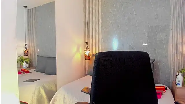 Eva milfxxx online show from March 27, 2026, 1:44 am