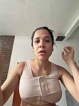 Snapshot of Fox_doll_ chatting on July 30, 2026, 6:40 pm Fox doll online show from July 30, 2026, 6:40 pm