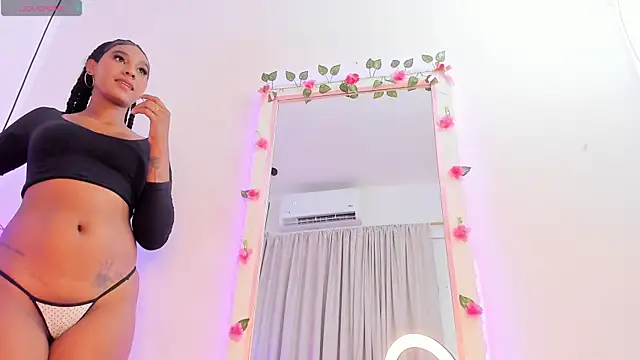 Snapshot of Candyhot79 chatting on February 27, 2026, 7:58 pm Candyhot79 online show from February 27, 2026, 7:58 pm