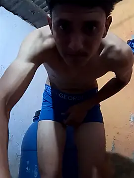 sexoduro 1 online show from February 26, 2026, 2:10 am