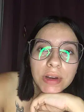 camila lara online show from March 5, 2026, 12:39 am