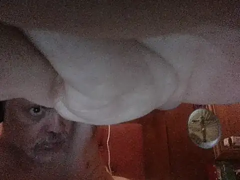 Snapshot of PilotingMuchness chatting on May 10, 2026, 1:22 am PilotingMuchness online show from May 10, 2026, 1:22 am