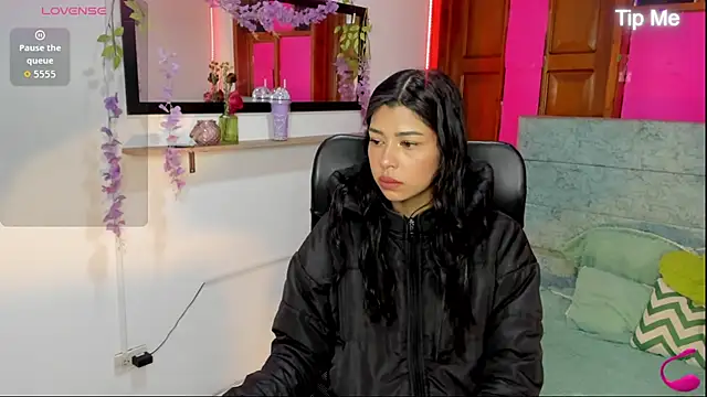 Aysha winxs online show from March 13, 2026, 3:13 am