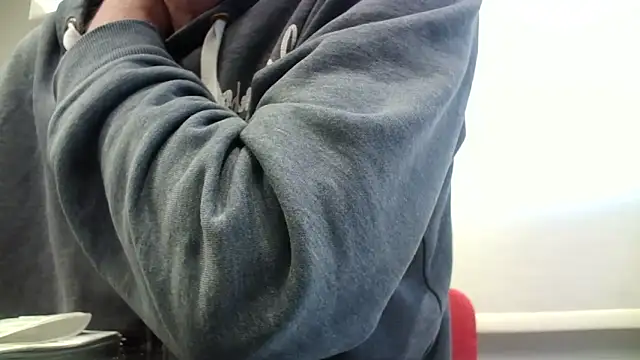 Snapshot of truble78 chatting on February 19, 2026, 2:13 pm truble78 online show from February 19, 2026, 2:13 pm