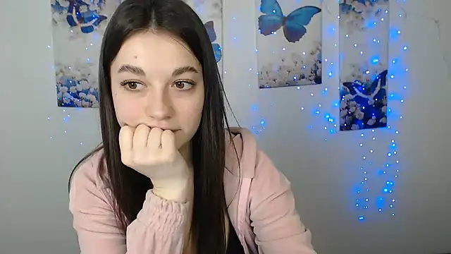 Snapshot of LolaLush_X chatting on February 24, 2026, 2:15 pm LolaLush X online show from February 24, 2026, 2:15 pm