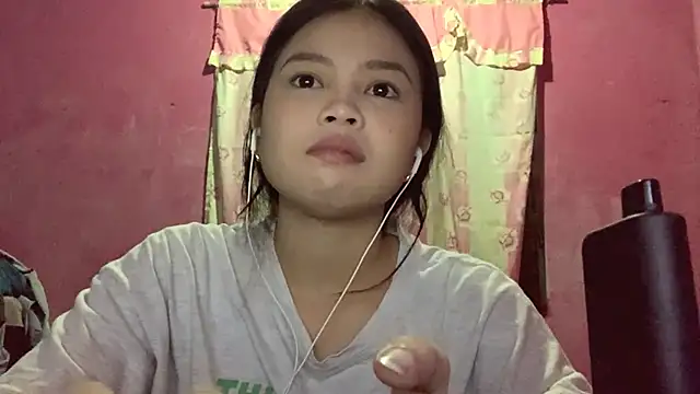 DessertFlower online show from March 11, 2026, 1:33 am