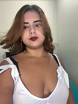 Snapshot of Lilithgomez_ chatting on March 12, 2026, 12:39 am Lilithgomez online show from March 12, 2026, 12:39 am