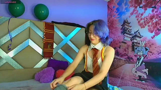 mitsuri nyx online show from April 17, 2026, 12:08 pm