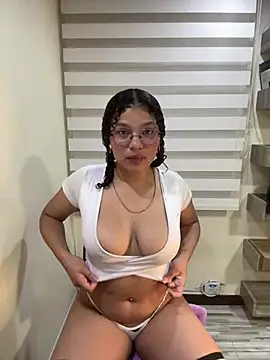 Snapshot of KendyLove_ chatting on May 21, 2026, 5:14 am KendyLove online show from May 21, 2026, 5:14 am