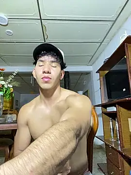 Alejandrososas online show from July 22, 2026, 8:33 pm