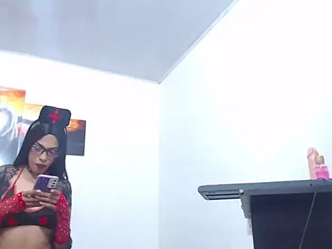 Snapshot of cellesthee chatting on February 25, 2026, 11:03 pm cellesthee online show from February 25, 2026, 11:03 pm