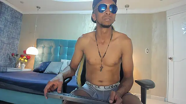 Snapshot of bray_1999 chatting on February 28, 2026, 3:29 am bray 1999 online show from February 28, 2026, 3:29 am