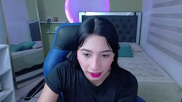 ivvoncute online show from June 23, 2026, 12:52 am
