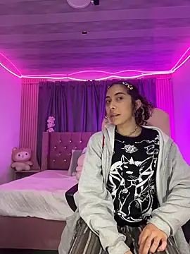 Kiara lovely online show from March 5, 2026, 3:46 am