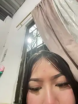 Snapshot of gatinholl chatting on March 15, 2026, 12:38 am gatinholl online show from March 15, 2026, 12:38 am