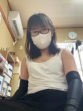 nana ayu4696 online show from March 4, 2026, 1:33 am