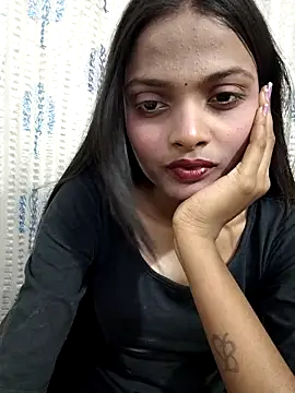 iam-anshika online show from April 18, 2026, 5:44 am
