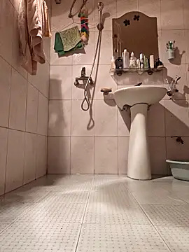 Snapshot of BotDamBigAss chatting on February 24, 2026, 1:42 pm BotDamBigAss online show from February 24, 2026, 1:42 pm