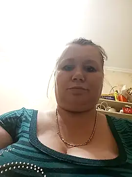 Snapshot of KiraStanton chatting on February 22, 2026, 9:46 pm KiraStanton online show from February 22, 2026, 9:46 pm