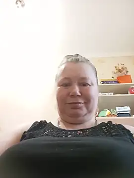Snapshot of KiraStanton chatting on May 27, 2026, 4:15 pm KiraStanton online show from May 27, 2026, 4:15 pm