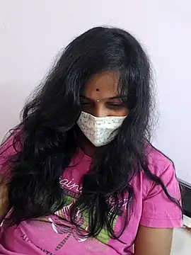 Shaliniqueen online show from July 22, 2026, 6:49 am