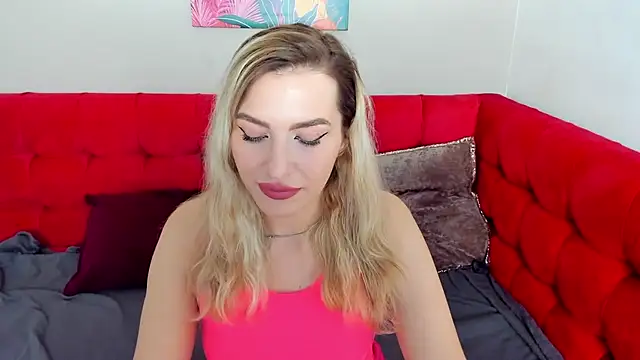 Snapshot of StellaAlluring chatting on May 7, 2026, 1:33 am StellaAlluring online show from May 7, 2026, 1:33 am