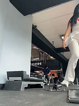 susi chimm online show from March 27, 2026, 3:23 pm