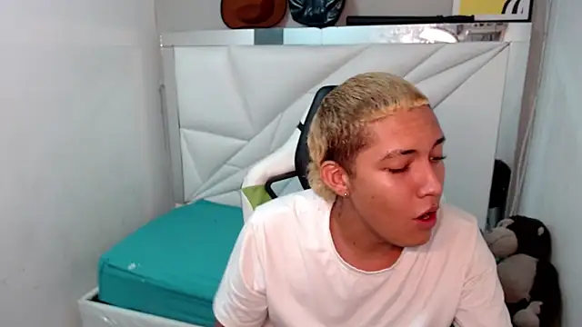 Street poemm  online show from February 26, 2026, 4:33 am