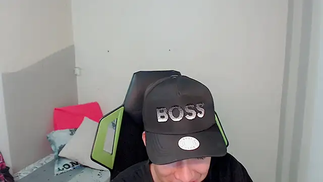 Street poemm  online show from April 7, 2026, 8:31 pm