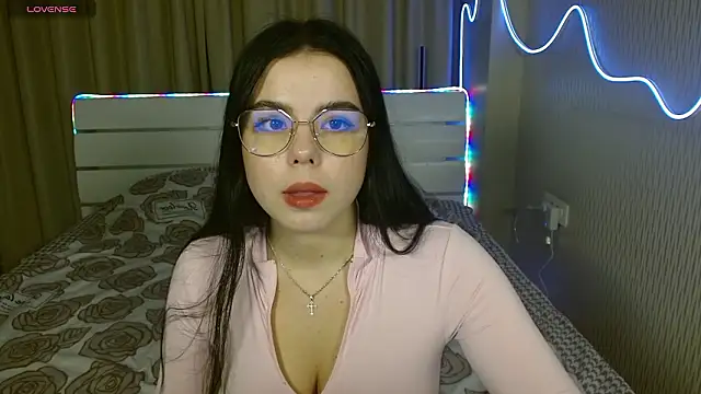 Snapshot of kitttyblush chatting on March 1, 2026, 10:34 pm kitttyblush online show from March 1, 2026, 10:34 pm