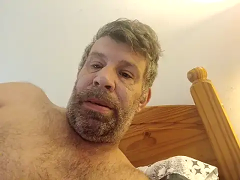 Snapshot of stud2512 chatting on April 27, 2026, 7:17 am stud2512 online show from April 27, 2026, 7:17 am