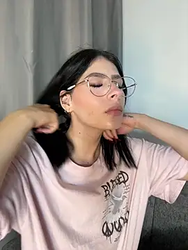 Dasha Be online show from May 12, 2026, 9:34 pm