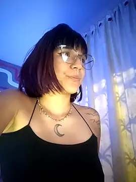 Snapshot of ElowenVirelle chatting on February 26, 2026, 7:07 am ElowenVirelle online show from February 26, 2026, 7:07 am