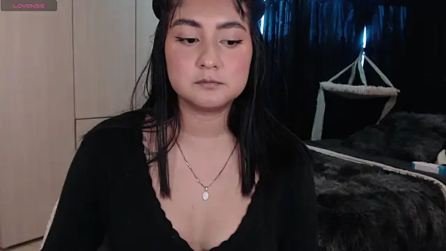 Snapshot of zakura_ania chatting on March 1, 2026, 10:45 pm zakura ania online show from March 1, 2026, 10:45 pm