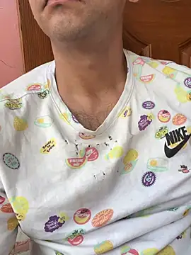 online4u08 online show from February 27, 2026, 11:54 am