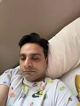 online4u08 online show from March 11, 2026, 4:24 pm