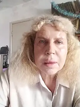 Stella7920 online show from February 25, 2026, 6:56 am