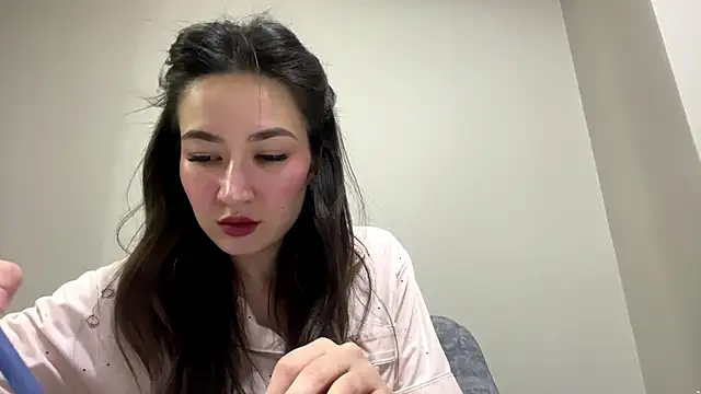 AleciaGeidner online show from February 24, 2026, 3:54 pm