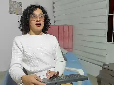 Maverick angel online show from April 13, 2026, 4:34 pm