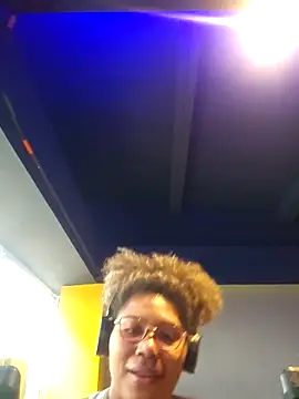 Snapshot of MarySweetieHot chatting on February 23, 2026, 3:53 pm MarySweetieHot online show from February 23, 2026, 3:53 pm